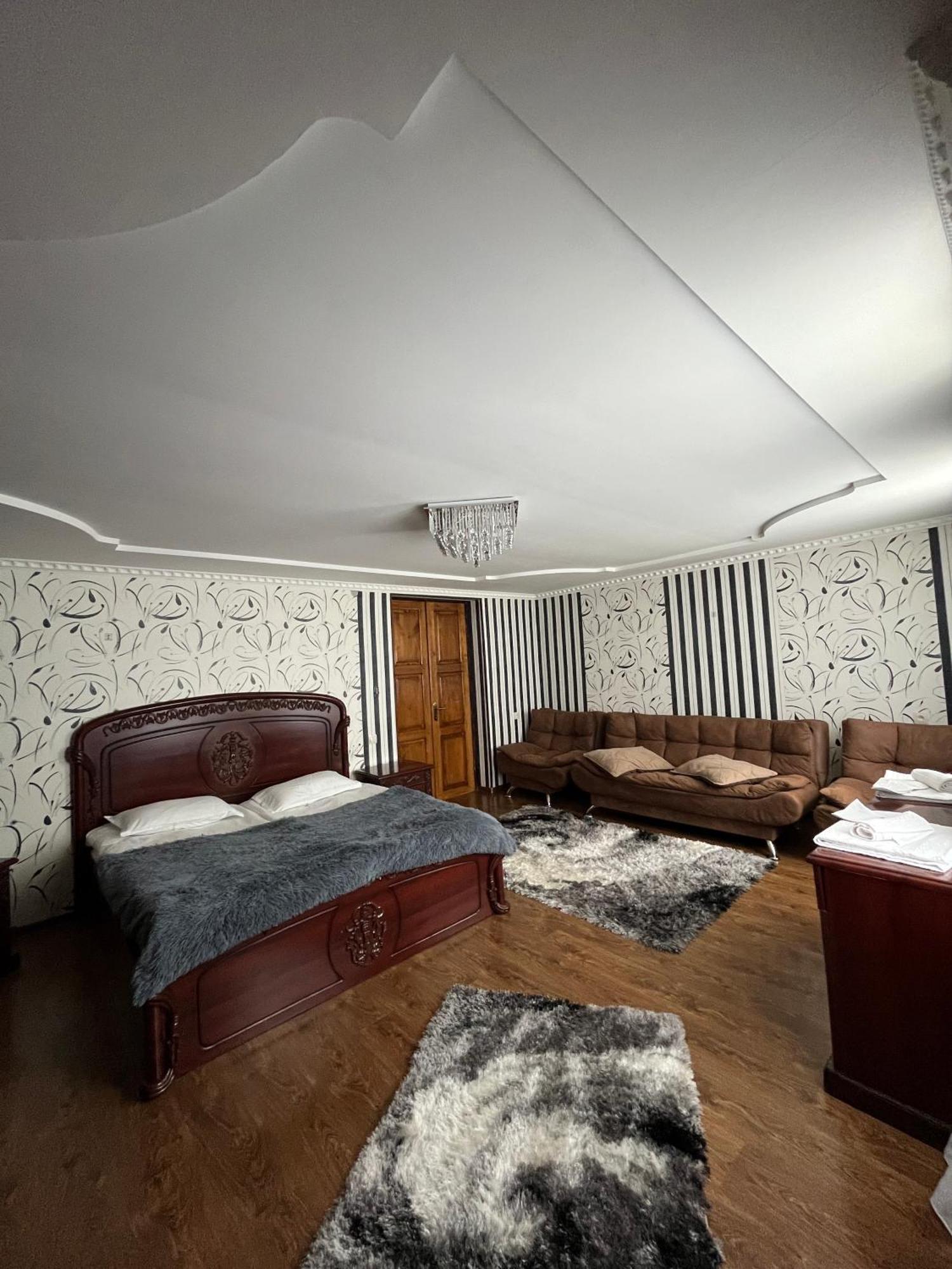 Guest House Misho Stepantsminda Exterior foto